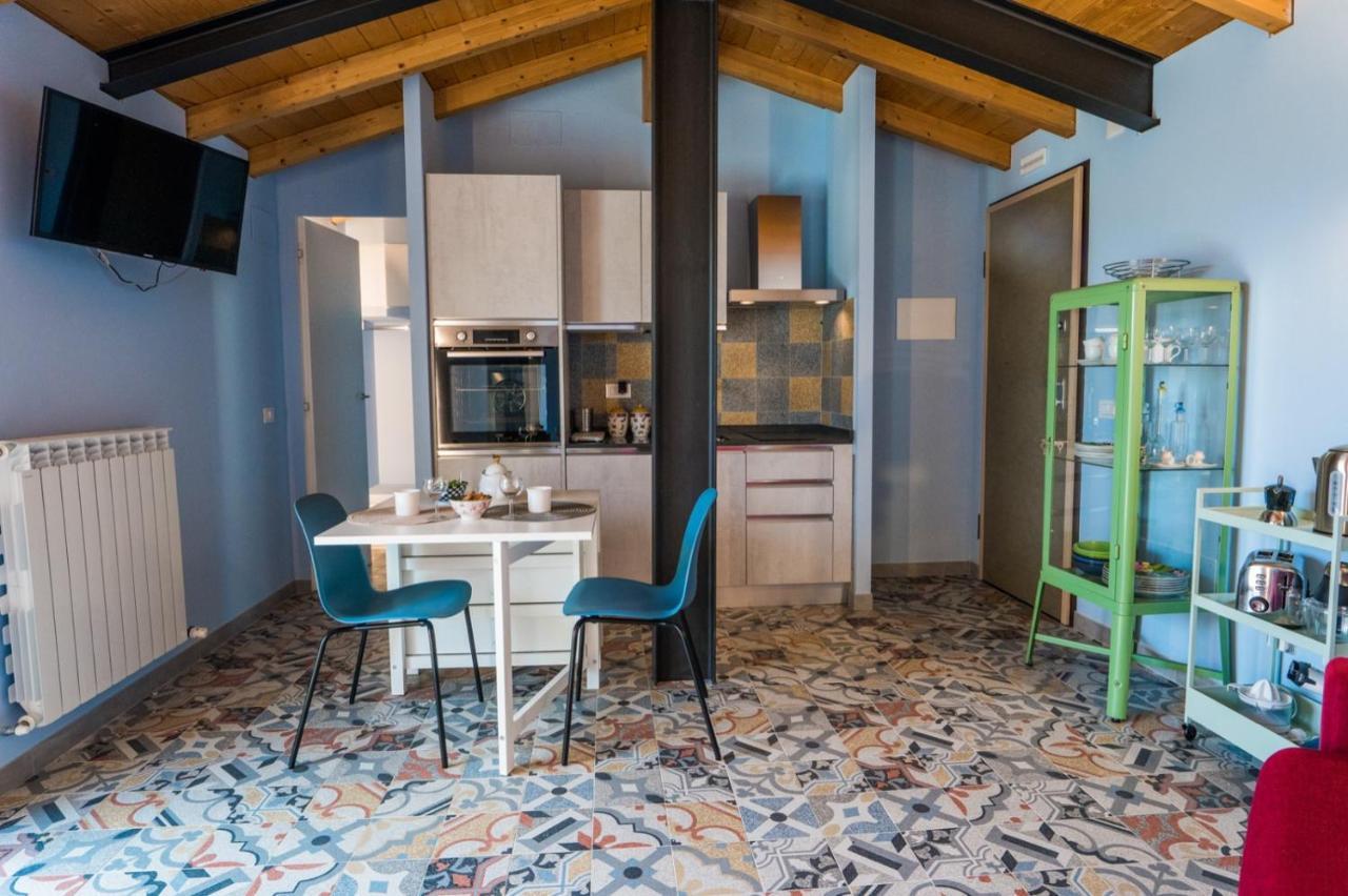 Villa Silvana - Apt Giulia & Michela With Terrace & Parking Perugia Bagian luar foto