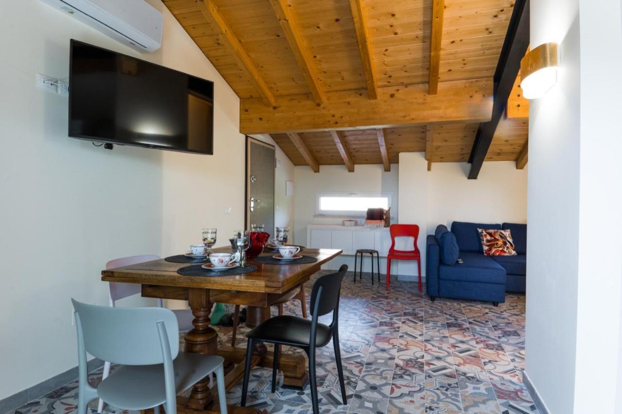 Villa Silvana - Apt Giulia & Michela With Terrace & Parking Perugia Bagian luar foto