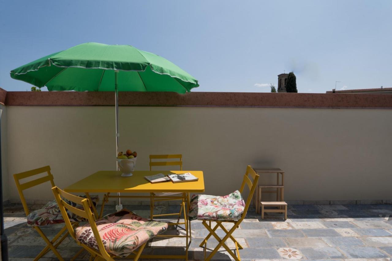 Villa Silvana - Apt Giulia & Michela With Terrace & Parking Perugia Bagian luar foto