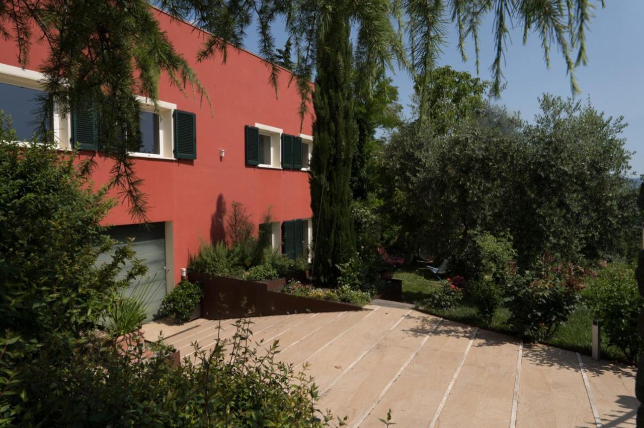 Villa Silvana - Apt Giulia & Michela With Terrace & Parking Perugia Bagian luar foto